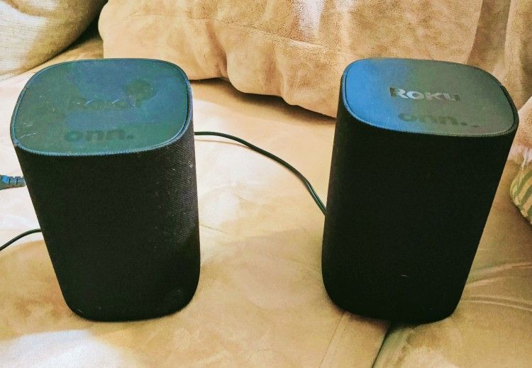 ONN - ROKU WIRELESS SURROUND SOUND SPEAKERS