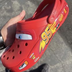 Brand New Crocs Lighting McQueen Men’s 7.0 / 9.0 Women’s