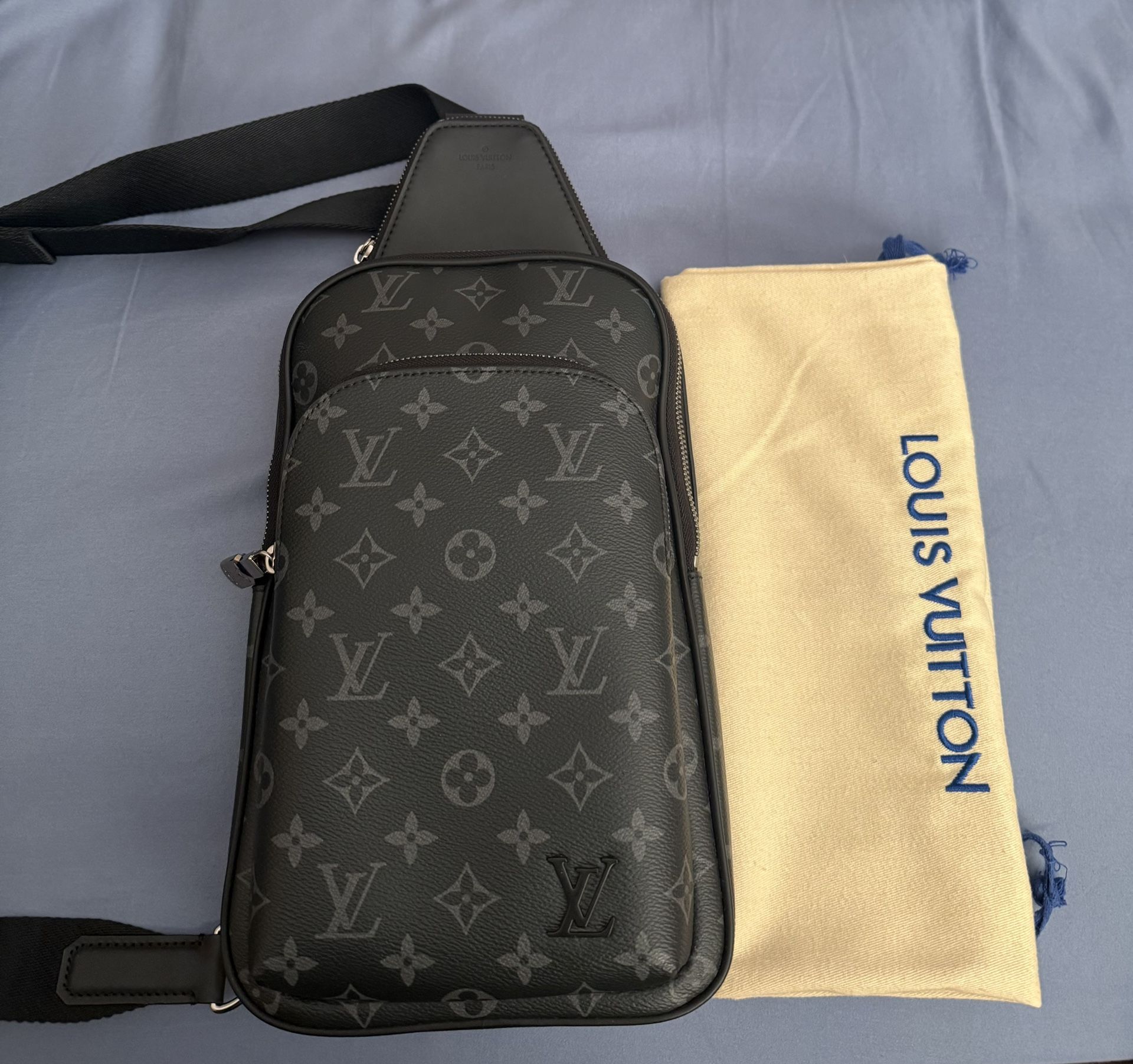 Avenue Slingbag Louis Vuitton (Graphite Black)