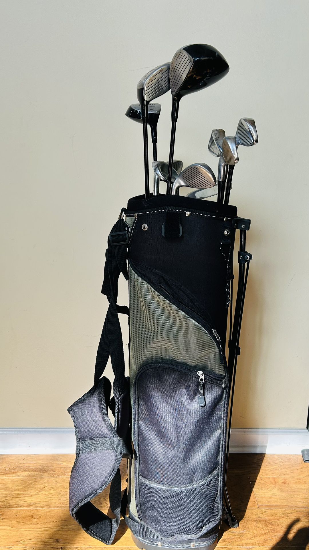 Full Set Golf Club And Bag