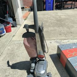 Kirby Sentria G10D Vacuum