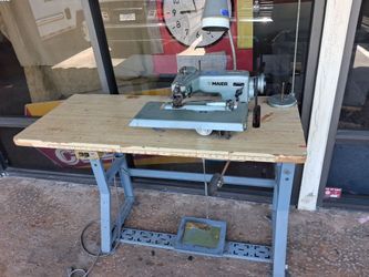 commercial sewing machine