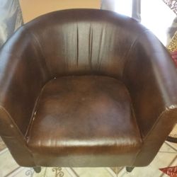 Round Living Room Chair