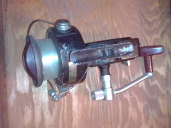 VINTAGE FISHING REEL DAIWA MO.7700