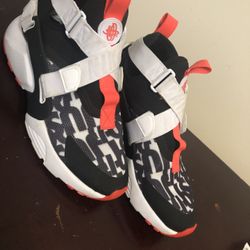 Nike Just Do It Size 7Y