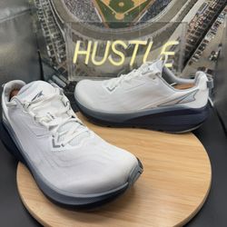 Altra FWD Via Mens Size 11 White/Navy Blue Athletic Running Shoes