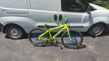 CUSTOM BLOCKS FLYER! 2024 blocks flyer with tasteful customizations.. Fully loaded