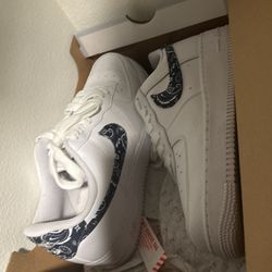 Womens 8 1/2 Paisley Nike Air Force 1