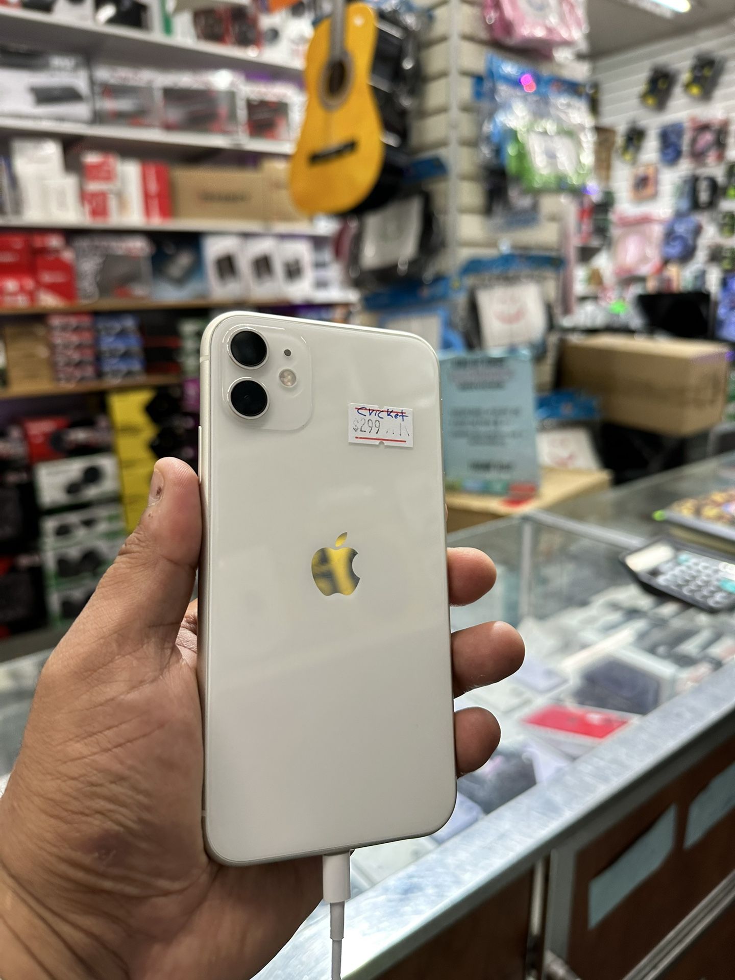 IPHONE 11. Cricket $249