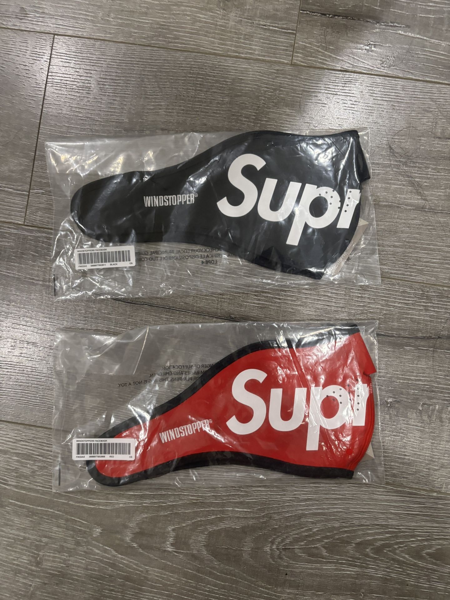 Supreme Windstopper Facemask