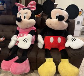Jumbo Mickey And Minnie