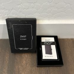 ZNAP AIR Minimalist Wallet for Apple AirTag Wallet