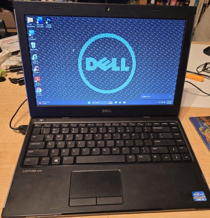 LapTop  Mini  💻  DELL  Latitude  3330 - 1.50 GHz.  CPU  / 8.0 GB.  RAM/ 320 GB HDD.  - Windows  11 used Work  Good  ✔️ 