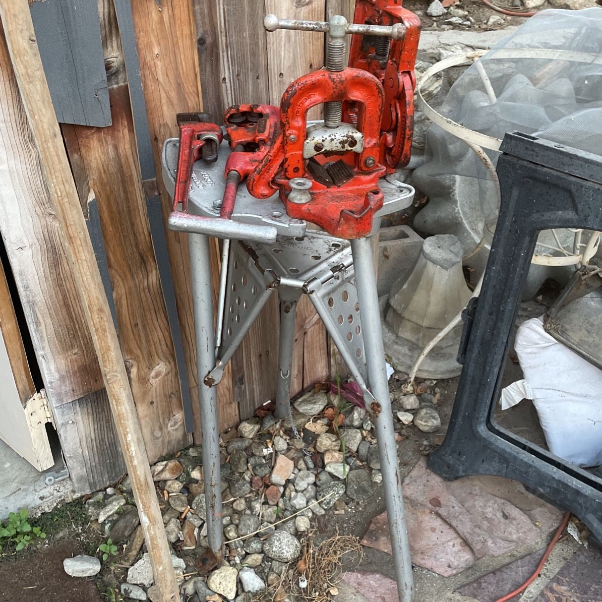 Threader Stand Rigid Pipe Threader Stand 1206 And Accessories for Sale in Montclair ...