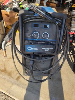 Miller Millermatic 252 MIG Welder