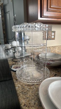 FREE bathroom vanity organizer