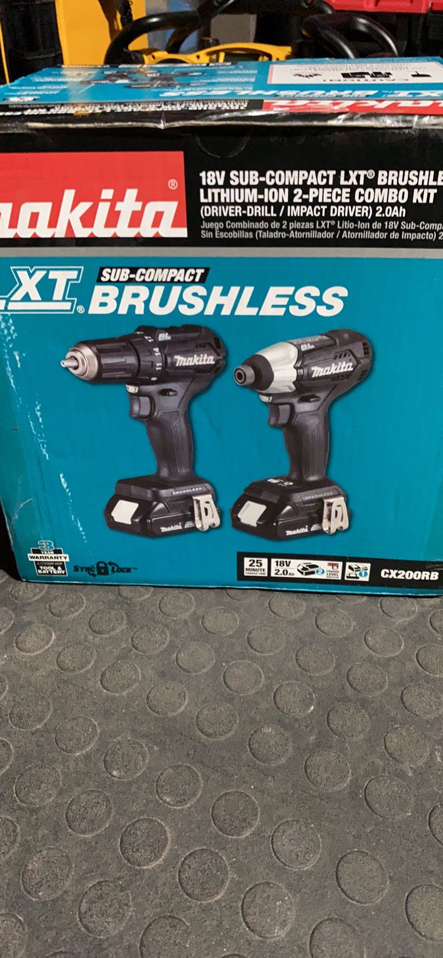 Makita 18-Volt LXT Lithium-Ion Sub-Compact Brushless Cordless 2-piece Combo Kit (Driver-Drill/ Impact Driver) 2.0Ah