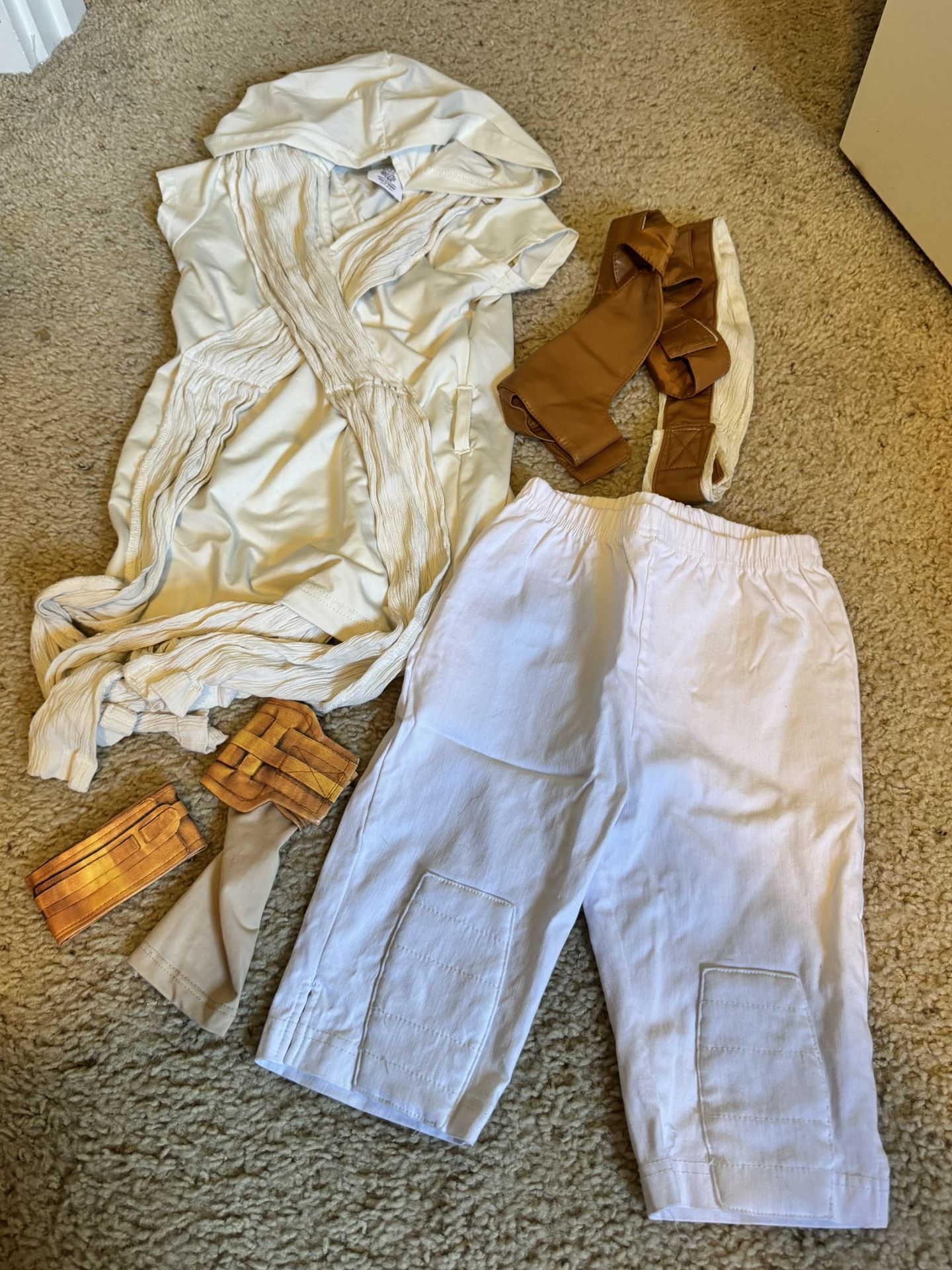 Disney Store Star Wars Rey Costume Kids Size 5/6