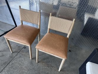 2-DAYALANE MODERN DINING CHAIRS