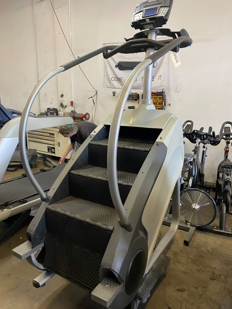 Stairmaster SM5 Stepmill (Delivery Included)