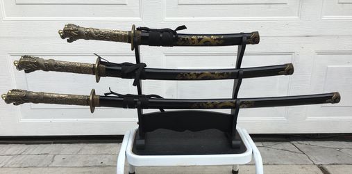 Samurai Katana Decorative Triple Sword Set w/ Sword Stand for Sale in  Sterling Heights, MI - OfferUp