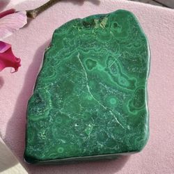 Natural Malachite 💚 Comes With Stand 