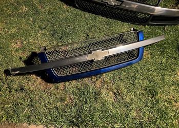 Chevy Silverado grille