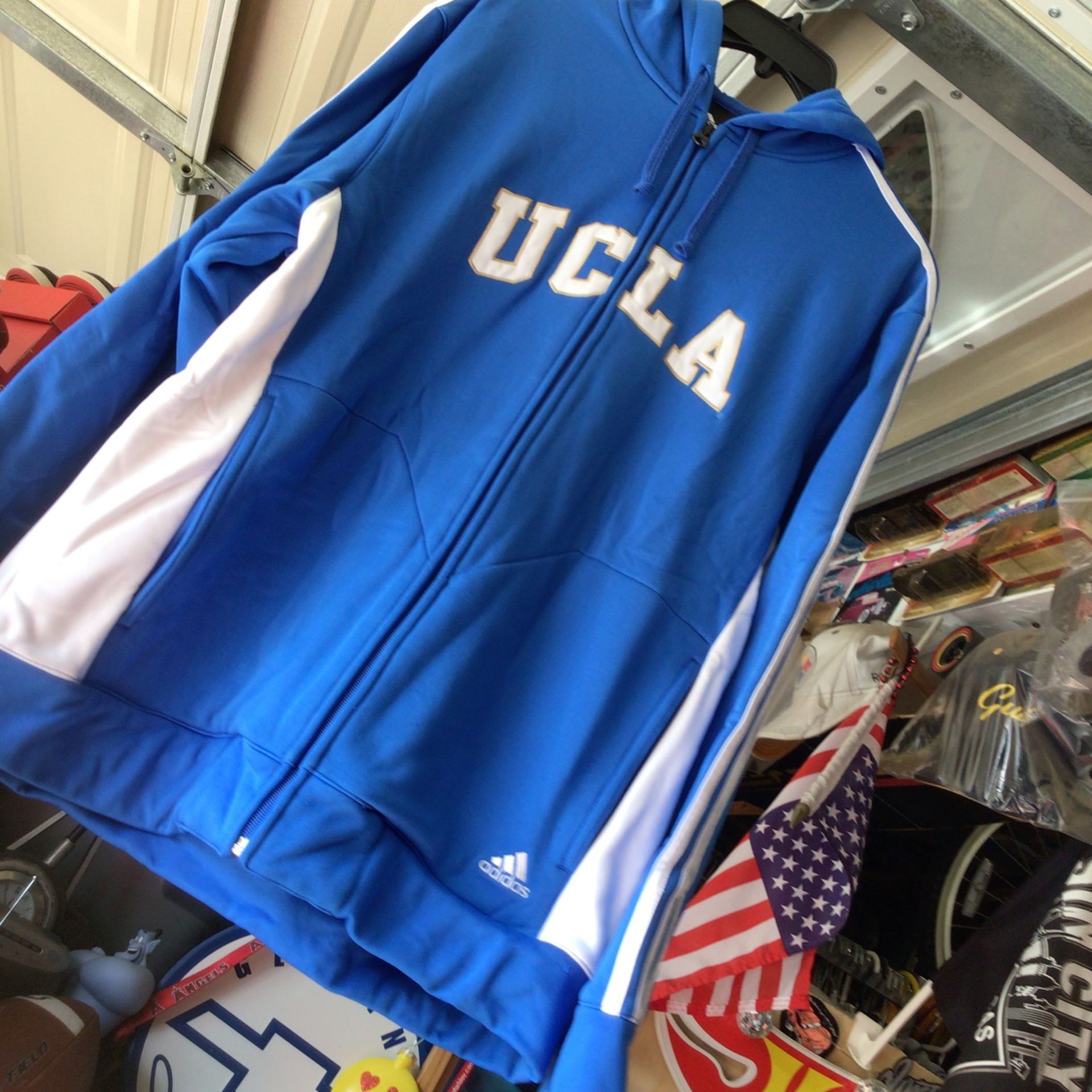 UCLA Adidas Sweatshirt Hoodie Size Men M
