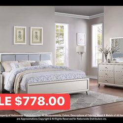 Q Bed Dresser Mirror 