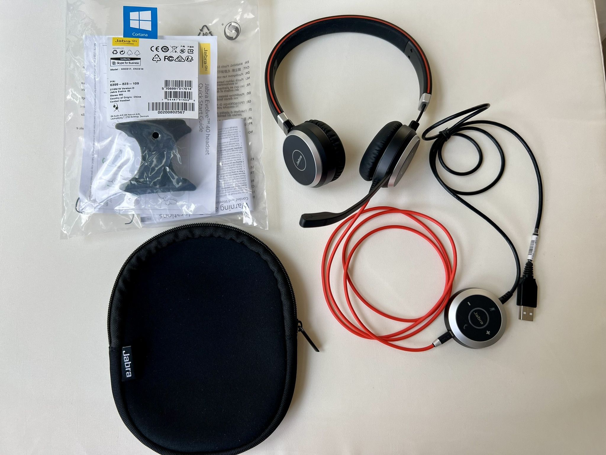 Jabra Evolve 40 Stereo Headset + Link Device + Pouch
