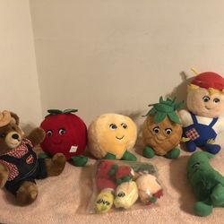 1983 Del Monte Country Yumkin Lot Of 6 Plus Del Monte  Country Yumkin Ornaments