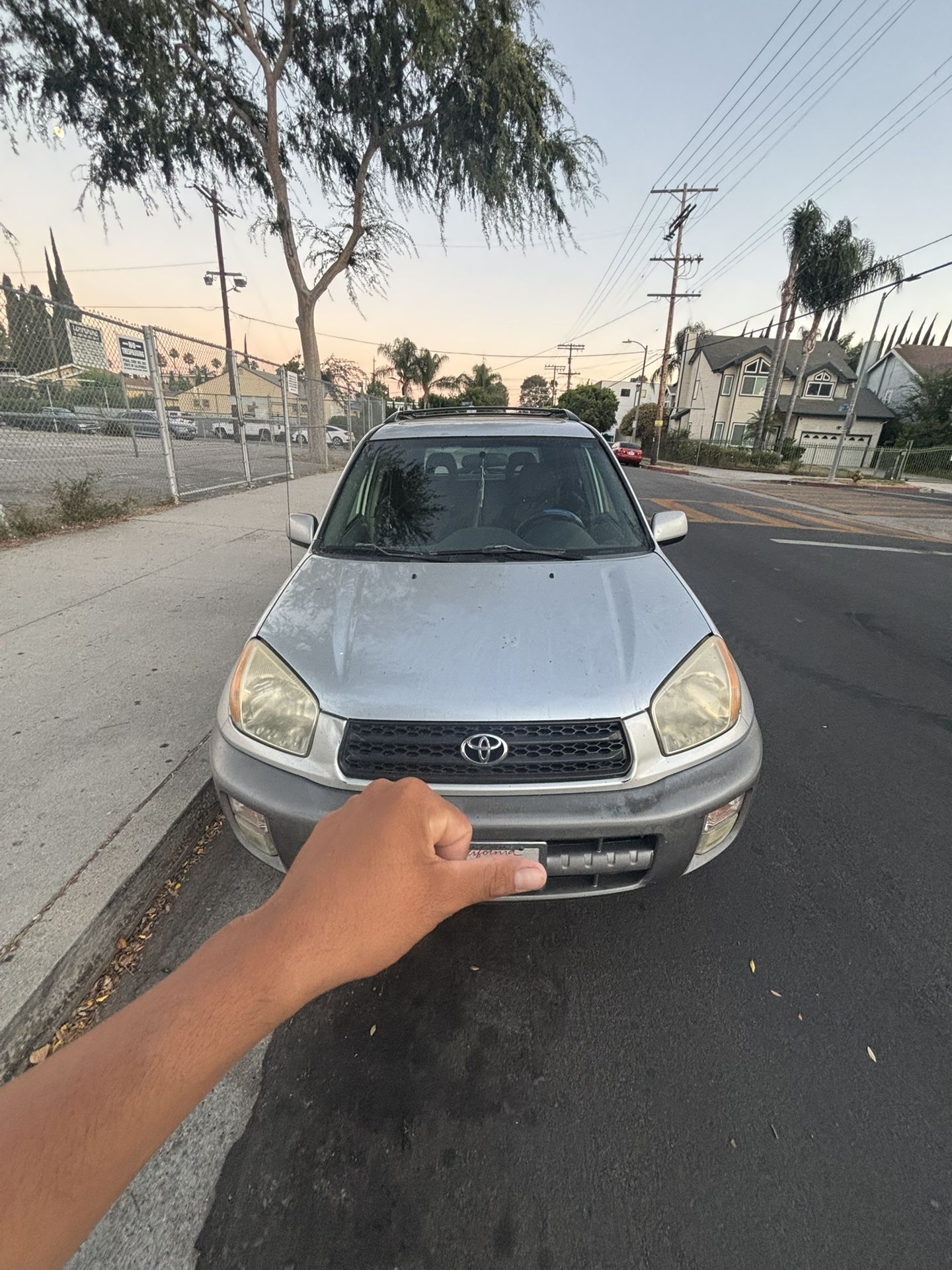 Rav 4 L $3000