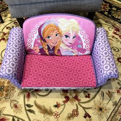 Toddler Flip Open Foam Couch Elsa & Anna Princess