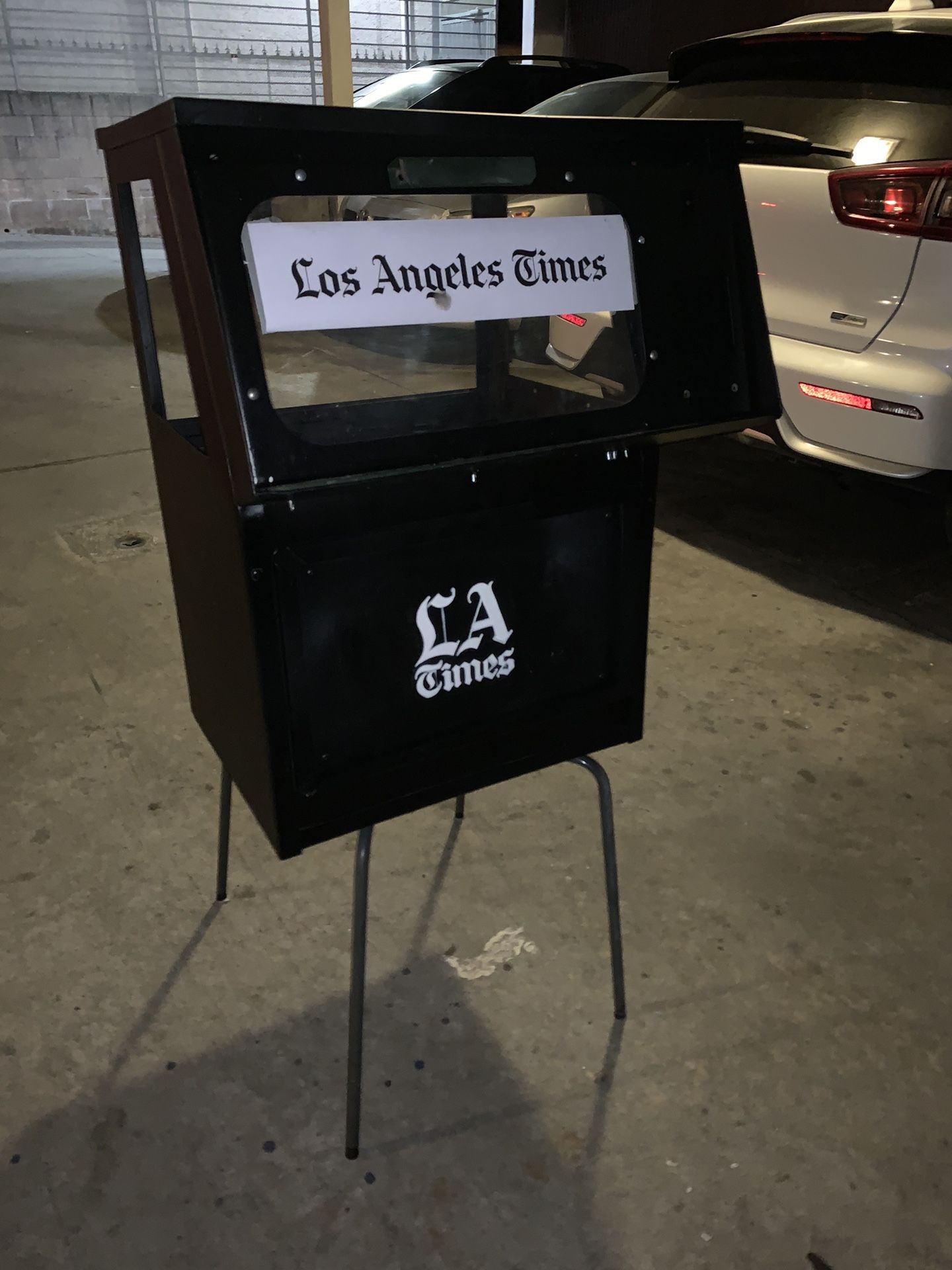 Vintage La Times Newspaper Stand