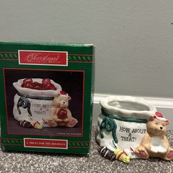 House of Lloyd Christmas around the world of candy dish