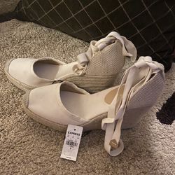 Size 10 Wedges