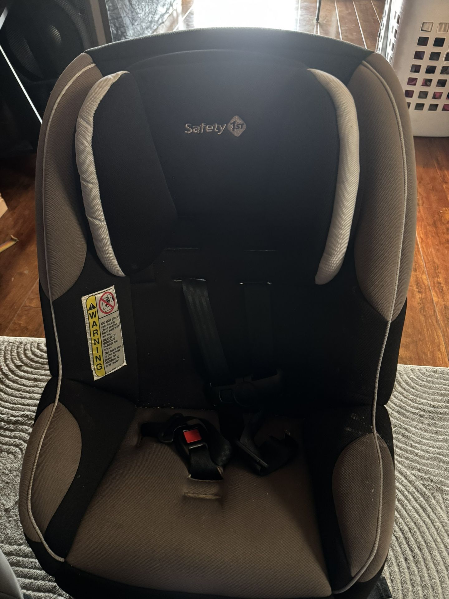 Car Seats NOT FREE!!! Please read Post Description 