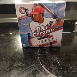 Topps Chrome Baseball Cards New Box. Sealed. Hard to find! 80$ in store