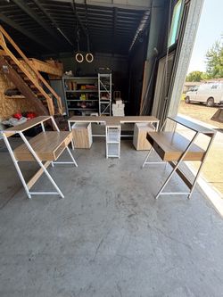 Desk and office set
