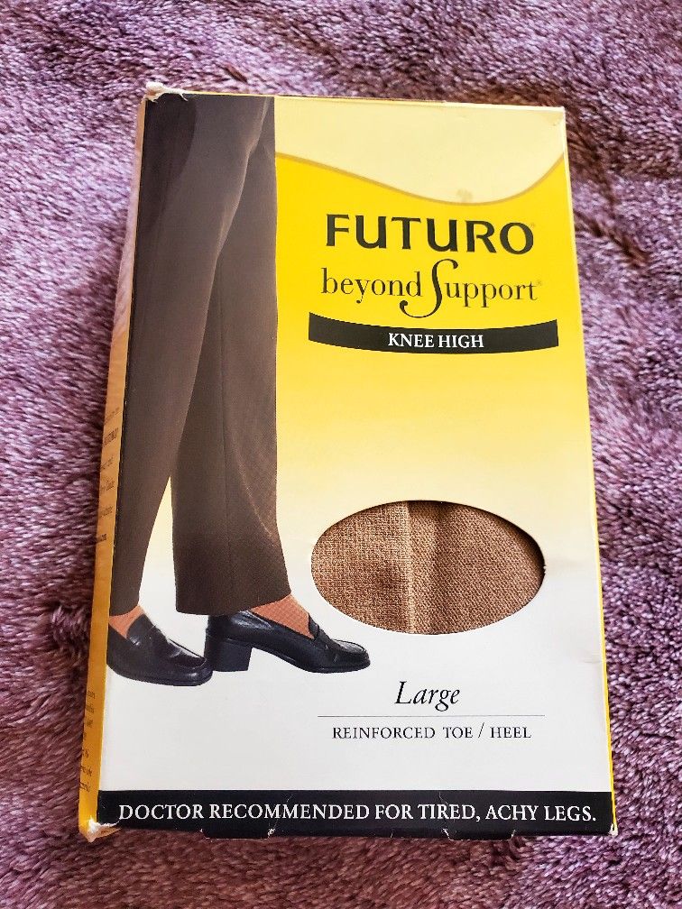 Futuro Beyond Support Ultra Sheer Knee High Reinforced Toe Heel Mild Compression Large 1 pair (Pack of 2)
Name: Women`s Beyond Support Knee Highs R
