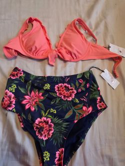 Shade & Shore Two-Piece Bikini Set NWT