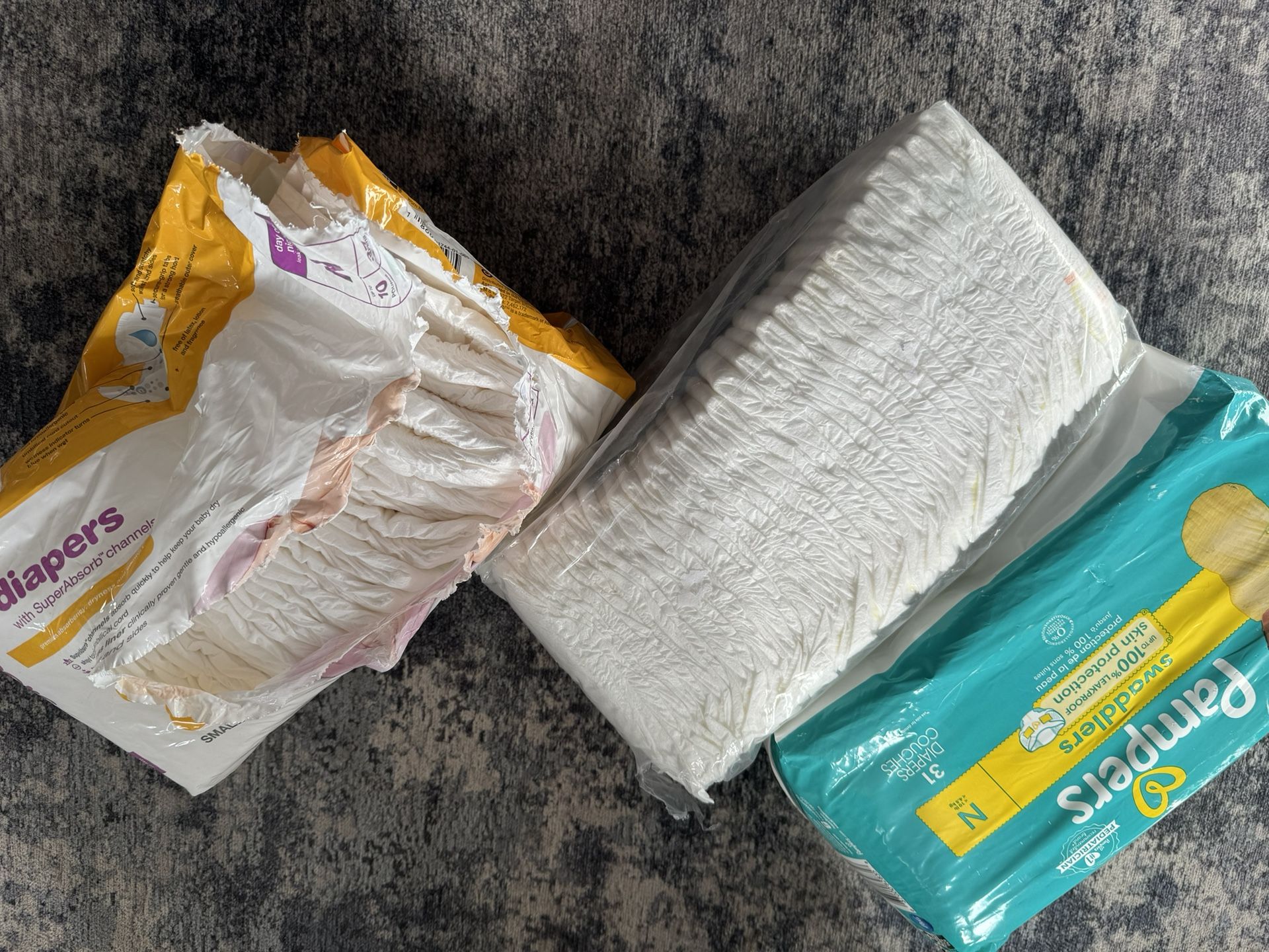 Newborn diapers 
