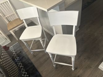 🦠RUSTIC White Bar Height Stools✨X2 (( Pottery Barn Pier 1