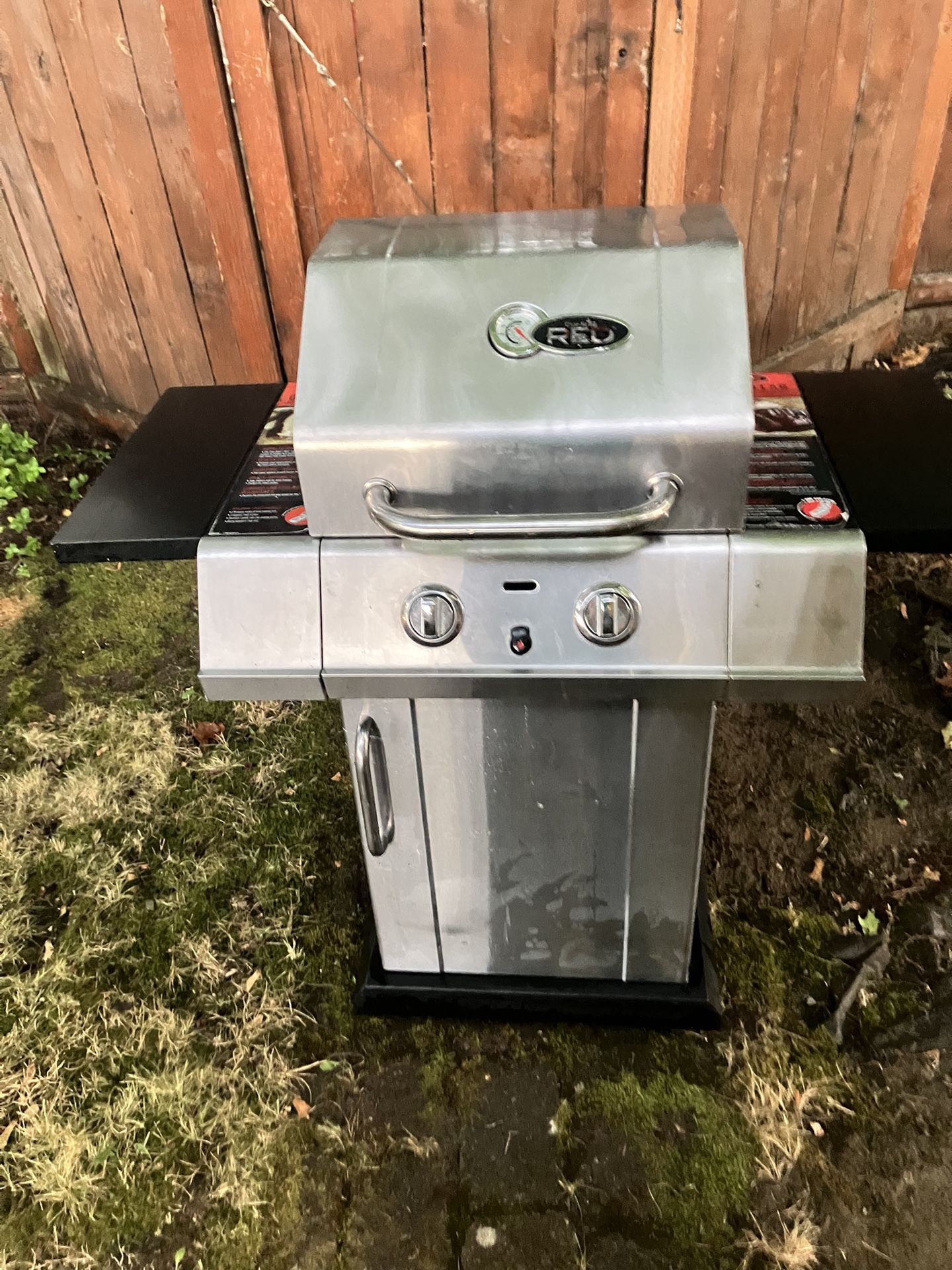 SUPER CLEAN Char-Broil RED Gas Grill w/Certified Tank
