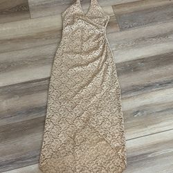 Juniors Gold Lace Dress With Sparkles  Size Small 