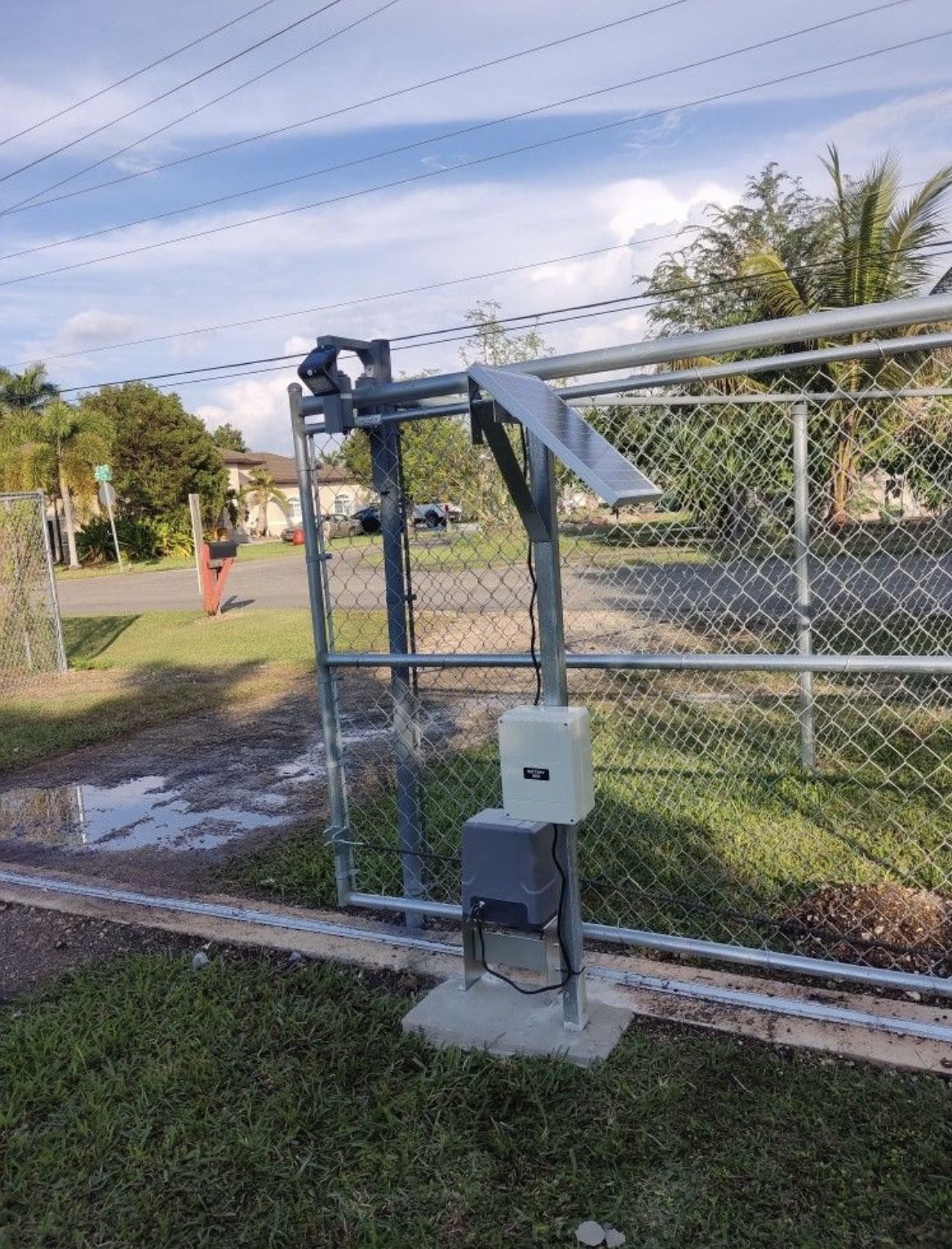 Motor Para Rejas Con Panel Solar Motor For Gate With Solar Panel Business equipment