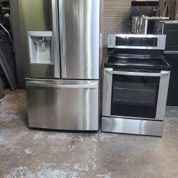 Refrigerator Kenmore Counter Depht,  Stove Electric And Microwave In Stainless Steel Combo Delevery 
