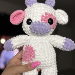 Valentine Crochet cow 