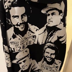 Asaali Hoodie Size XL -L