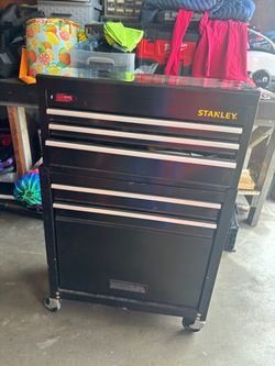 Stanley Black Rolling Tool Chest Cabinet